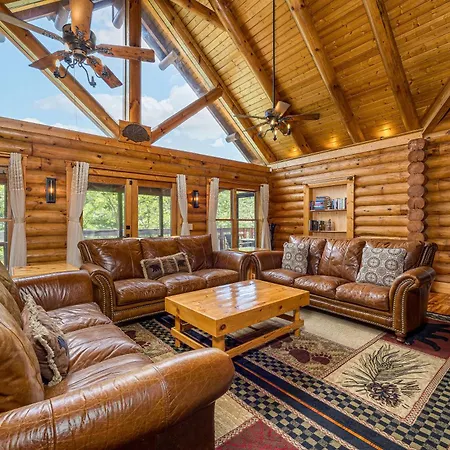 Whiskey Lullaby Lodge By American Patriot Getaways-2